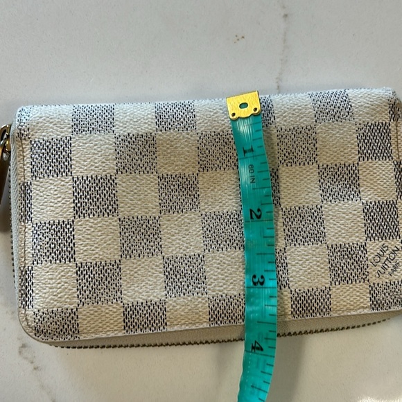 Louis Vuitton Damier Azur Zip Around Wallet - Picture 13 of 13